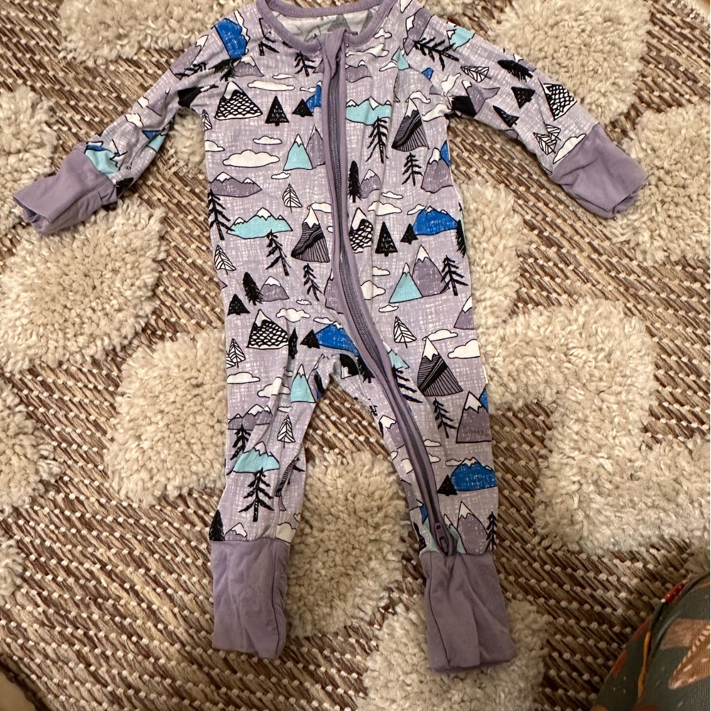 Little Sleepies Mountain Zippy
